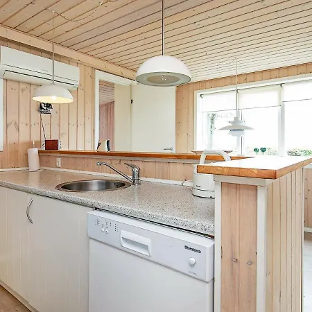 6 Person Holiday In V Ferienhaus *